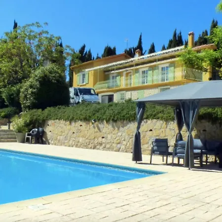 Sunny House With Garden And Private Pool Feriehus *